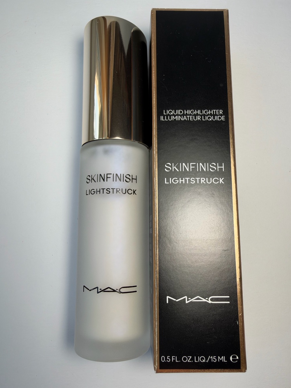 NWT🌷MAC Cosmetics Skinfinish Lightstruck Liquid Highlighter in Lilac Haze